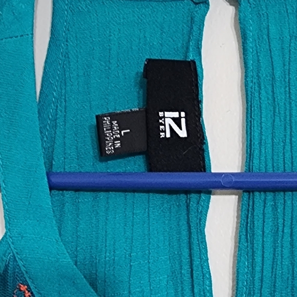 Flowly High Neck Racerback - Picture 4 of 4